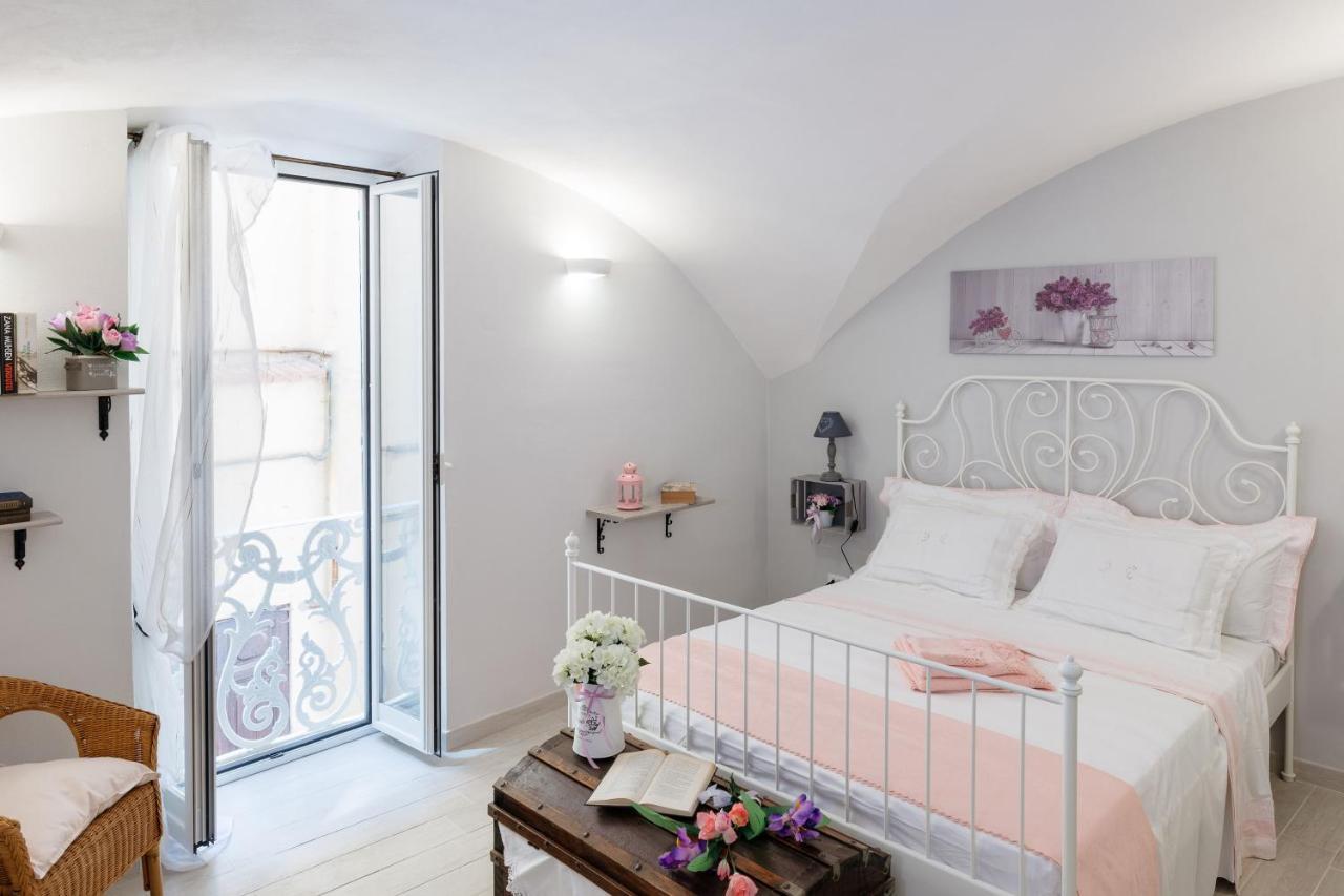 La Casa Di Aneti Lejlighed Dolceacqua Eksteriør billede