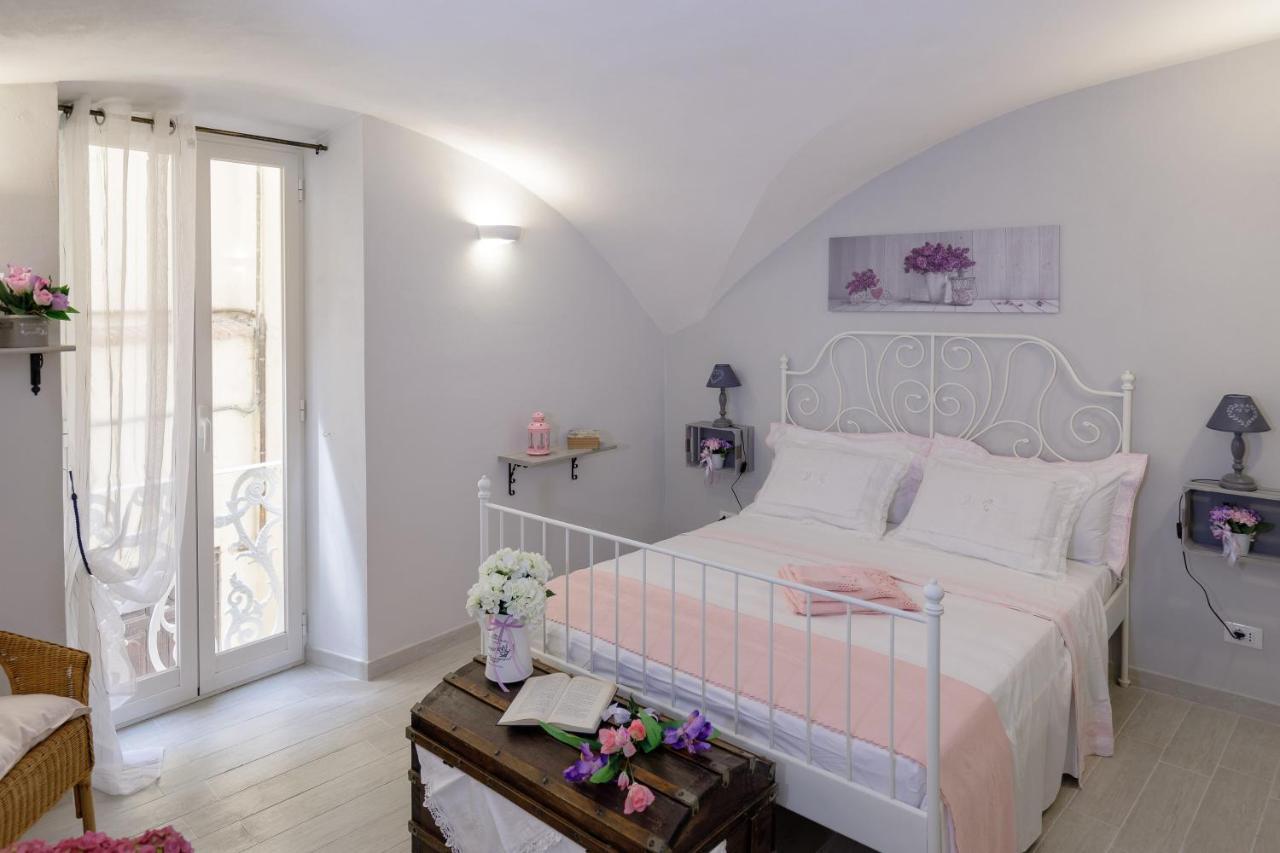 La Casa Di Aneti Lejlighed Dolceacqua Eksteriør billede