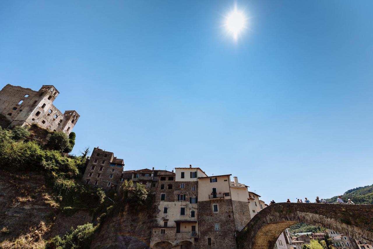 La Casa Di Aneti Lejlighed Dolceacqua Eksteriør billede